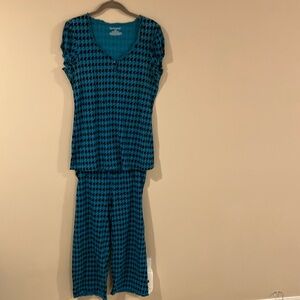 Teal and Black Houndstooth Pajama Set